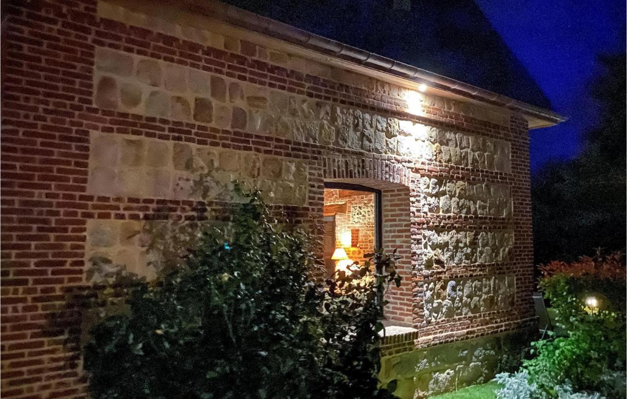 Stunning Home In Paluel With Wifi Exteriör bild
